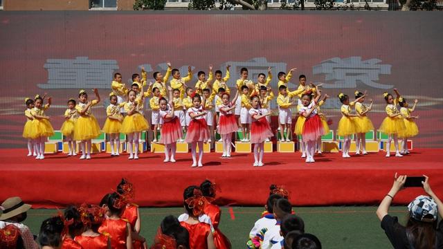 “童心向黨 百年禮贊”慶建黨100周年