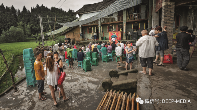 川劇的傳承與傳播，川東小劇團：頑強燃燒的藝術火種