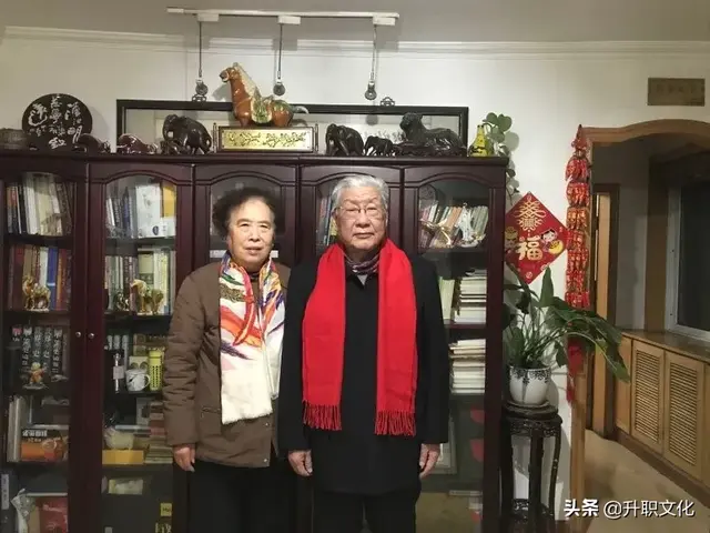 中國有這么一個幸福的大家庭，同唱抗疫之歌《天使的身影》