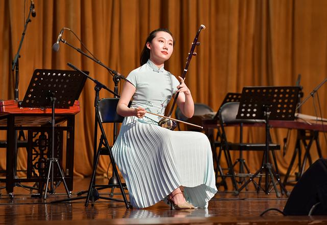 在音樂藝術中學黨史淬黨性——中央音樂學院副院長于紅梅在黔西南州講授音樂黨課特別報道之四