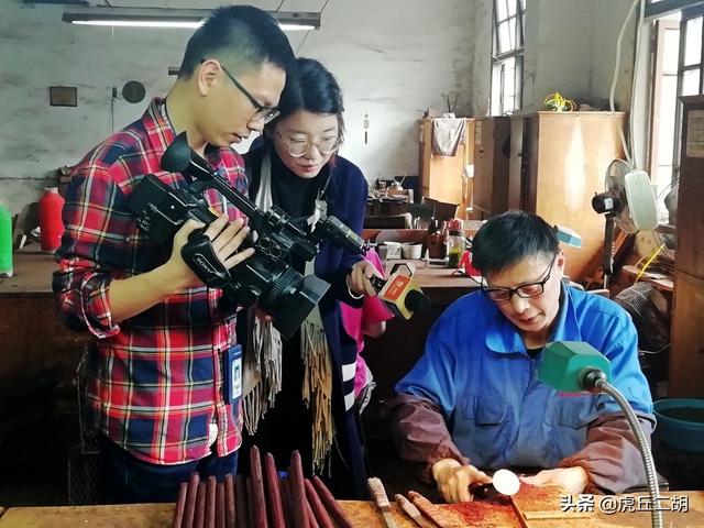 蘇州媒體記者 走進蘇州民族樂器博物館