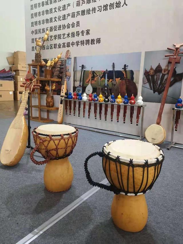 走，去昆明國際會展中心看第三屆樂器展